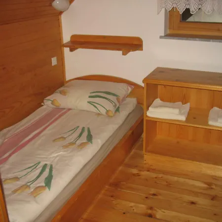 Rogla Nune Semesterbostad Resnik